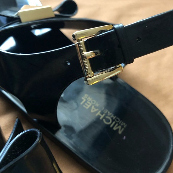 Michael Kors Aliza Jelly Sandals - Picture 8 of 8